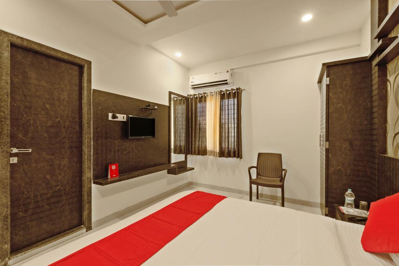 Oyo Flagship 19196 Shree Sai Niladri Residency שירדי מראה חיצוני תמונה